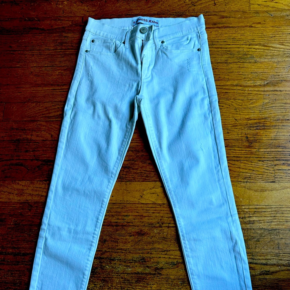 White jeans